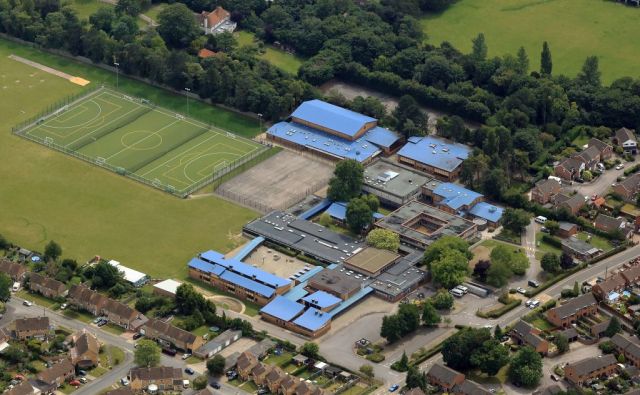 Aerial view of Wallingford School 2015